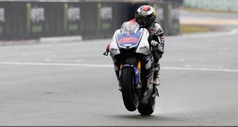 Lorenzo les pega un baño a todos Lorenzo les pega un baño a todos