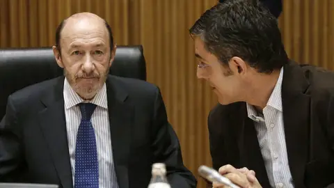 Pérez Rubalcaba y Eduardo Madina Pérez Rubalcaba y Eduardo Madina