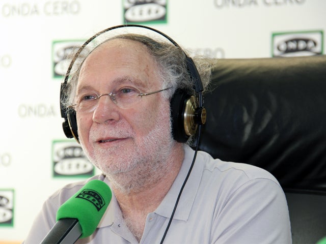 Ernesto Ekaizer: "Bankia es la metáfora de la crisis, pero el Banco de España empezó a fallar antes" Ernesto Ekaizer: "Bankia es la metáfora de la crisis, pero el Banco de España empezó a fallar antes"