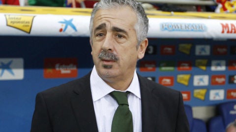 El entrenador Manolo Preciado
