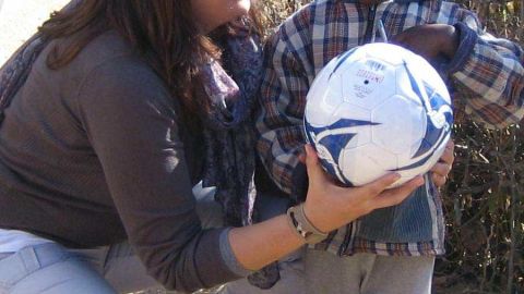 Rosana conoce a Creflo, el ni&ntilde;o que amadrina