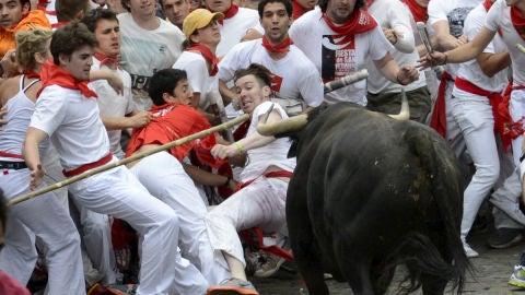 Derrotando a los mozos