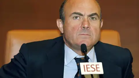 De Guindos durante la conferencia impartida en IESE De Guindos durante la conferencia impartida en IESE