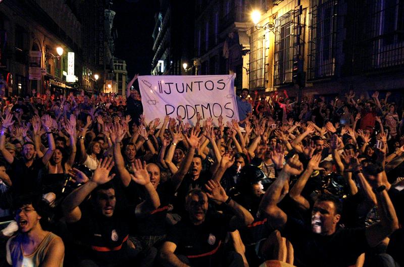 La tertulia: ¿El ajuste no está cerrado y vendrán nuevas medidas de austeridad? La tertulia: ¿El ajuste no está cerrado y vendrán nuevas medidas de austeridad?