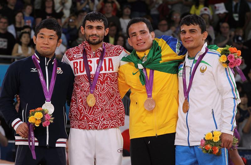 Un judoka brasileño rompe su medalla en la ducha Un judoka brasileño rompe su medalla en la ducha