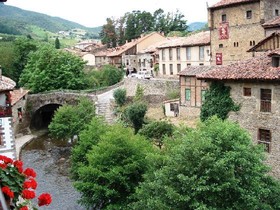 Liébana estará el jueves en aviso por máximas de hasta 34 grados Liébana estará el jueves en aviso por máximas de hasta 34 grados