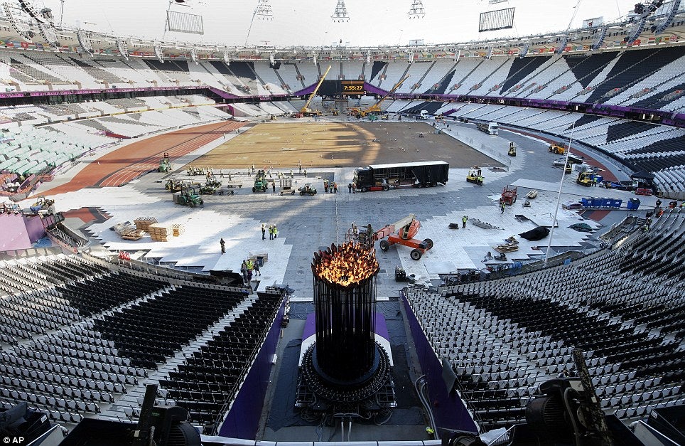 Esparcen las cenizas de un medallista olímpico en el Estadio Olímpico de Londres Esparcen las cenizas de un medallista olímpico en el Estadio Olímpico de Londres