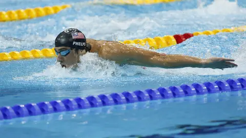 Phelps, en la final de 200 metros mariposa Phelps, en la final de 200 metros mariposa