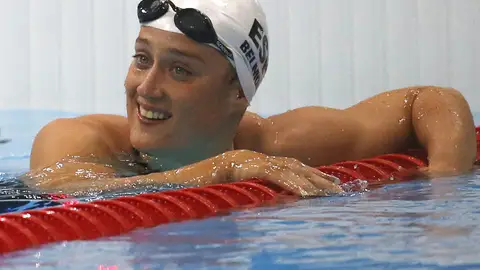 Mireia sonríe tras la semifinal de 200 metros mariposa Mireia sonríe tras la semifinal de 200 metros mariposa