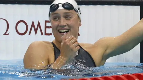 Mireia Belmonte, emocionada tras su medalla de plata en Londres Mireia Belmonte, emocionada tras su medalla de plata en Londres