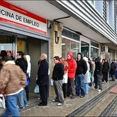 La cola del paro se reduce La cola del paro se reduce