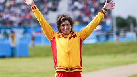 Maialen Chourraut antes de recibir su medalla