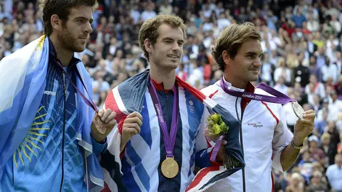 Andy Murray (oro) junto a Del potro (bronce) y Federer (plata) Andy Murray (oro) junto a Del potro (bronce) y Federer (plata)