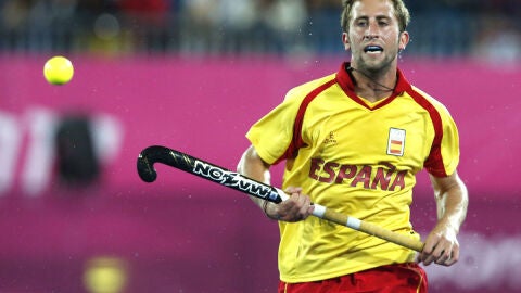 Roc Oliva en una acci&oacute;n ante Argentina