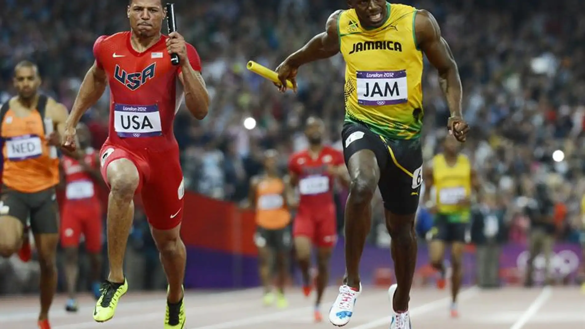 Bolt pulveriza los registros