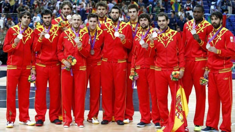 Los chicos del baloncesto, con la plata