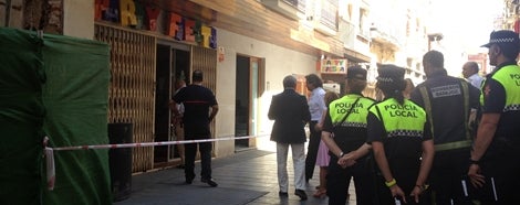 La caída de una medianía en las obras de ampliación del Museo de Bellas Artes de Badajoz provoca el desalojo de 10 viviendas. La caída de una medianía en las obras de ampliación del Museo de Bellas Artes de Badajoz provoca el desalojo de 10 viviendas.