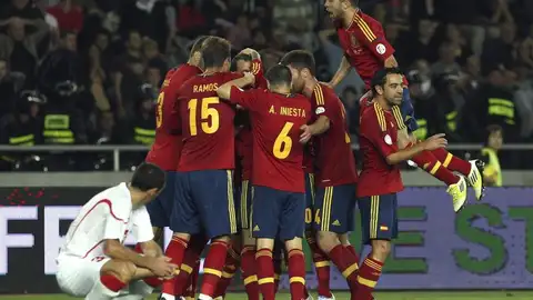 La selección española celebra el gol de Soldado ante Georgia La selección española celebra el gol de Soldado ante Georgia