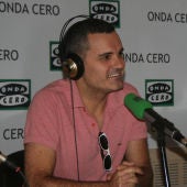 El escritor y guionista Carlos Montero