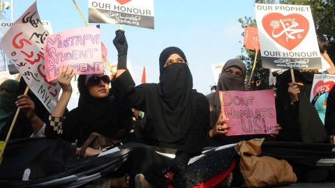 Manifestantes contra el v&iacute;deo 'La inocencia de los musulmanes' en Pakist&aacute;n