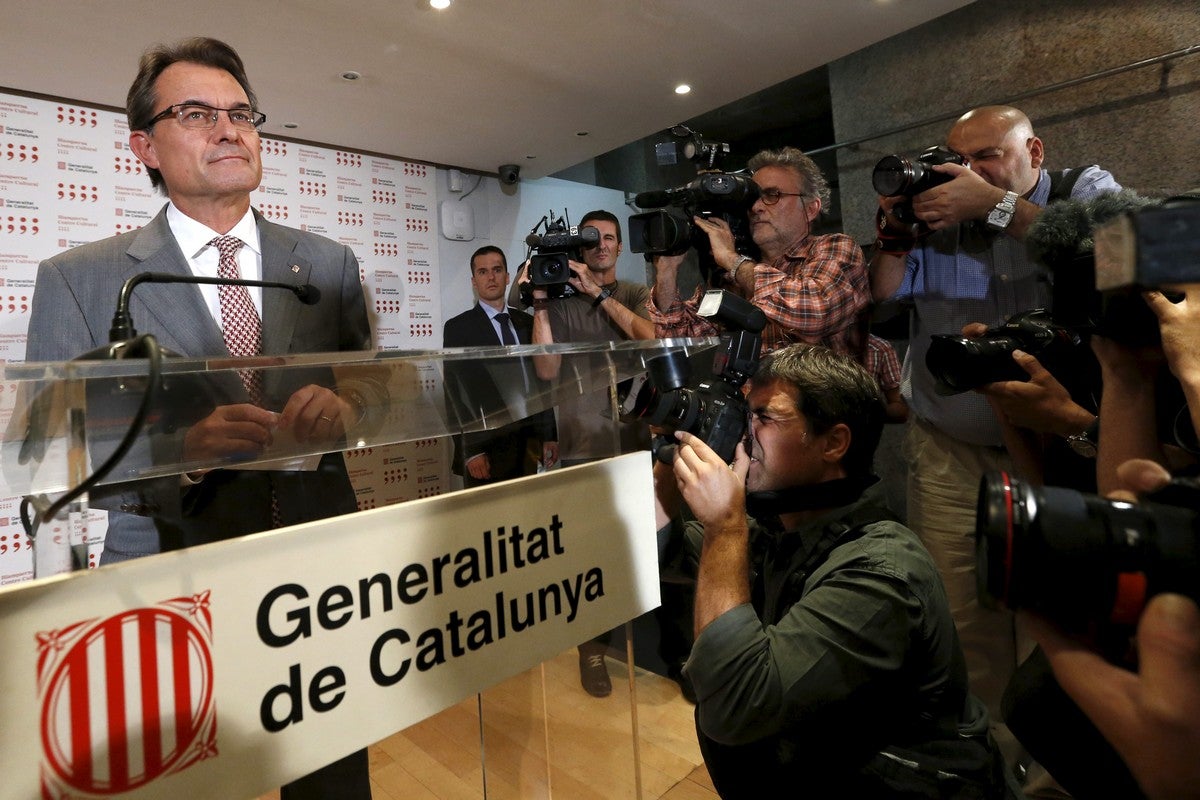 Mas está claramente imbuído de su labor mesiánica Mas está claramente imbuído de su labor mesiánica