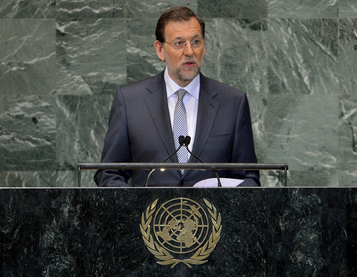 Tea Party: 'Al desvelar la marca y el origen del puro que se fumó Rajoy, tendría que explicar varias cosas' Tea Party: 'Al desvelar la marca y el origen del puro que se fumó Rajoy, tendría que explicar varias cosas'