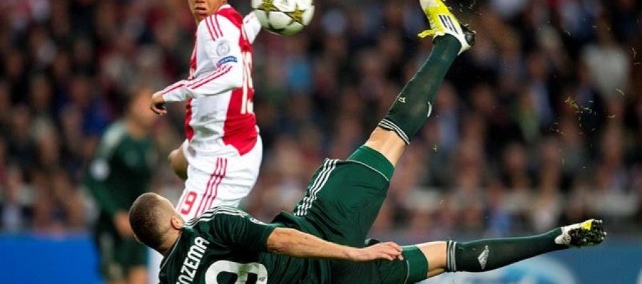 Espectacular tanto de Benzeman al Ajax Espectacular tanto de Benzeman al Ajax