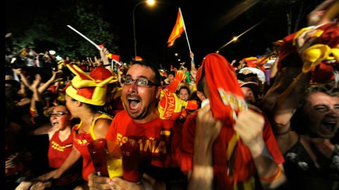 Hinchas celebrando en Madrid
