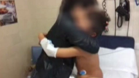 Reencuentro entre el ni&ntilde;o secuestrado en Barcelona y su madre