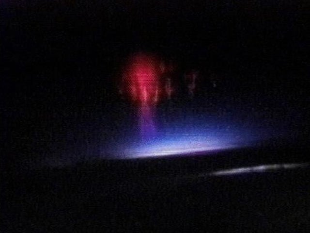 La Brújula de la Ciencia: ¿Cómo cazar un ‘duende rojo’? La Brújula de la Ciencia: ¿Cómo cazar un ‘duende rojo’?