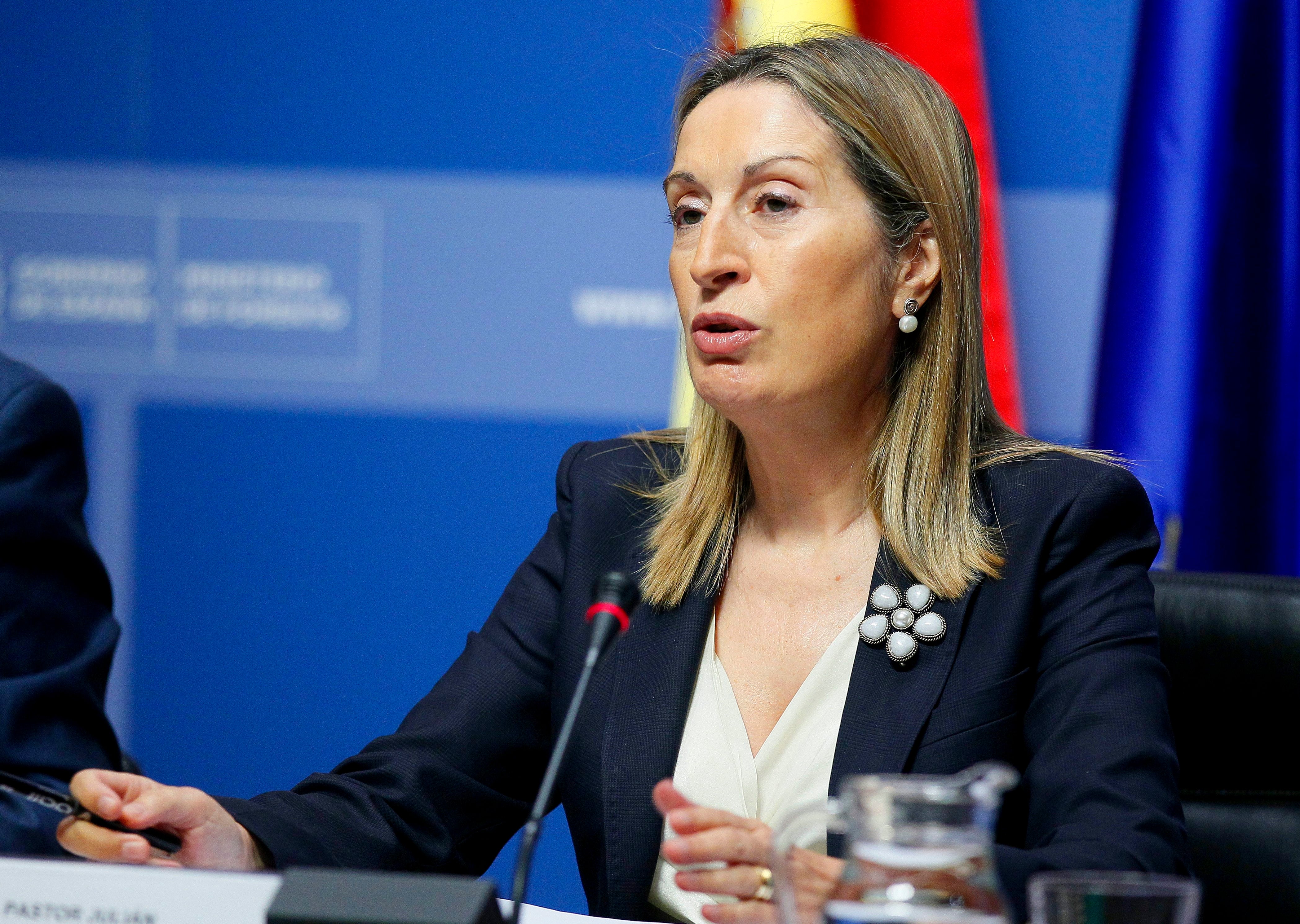 Ana Pastor: 'Las tarifas españolas son más baratas que la media europea' Ana Pastor: 'Las tarifas españolas son más baratas que la media europea'