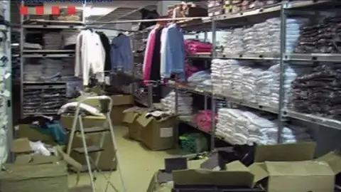 Ropa falsa incautada en la operación Drap Ropa falsa incautada en la operación Drap