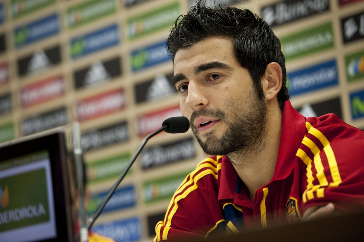 Raúl Albiol: "Sorprende volver después de tanto tiempo, Luis Enrique nos ha hablado muy claro" Raúl Albiol: "Sorprende volver después de tanto tiempo, Luis Enrique nos ha hablado muy claro"