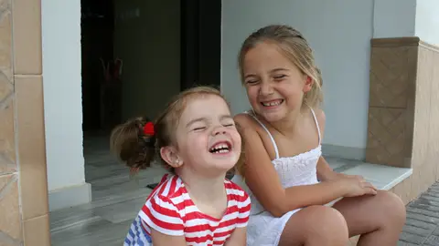 Las más felices del mundo Las más felices del mundo