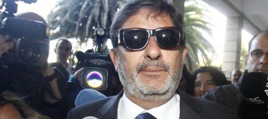 El juez rebaja la fianza al ex director de Trabajo de la Junta El juez rebaja la fianza al ex director de Trabajo de la Junta