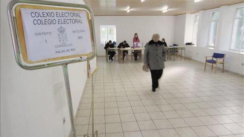 En ambas regiones la participaci&oacute;n fue menor que en 2009