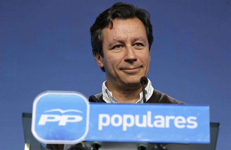 Carlos Floriano: 'Pongo la mano en el fuego por Ana Mato' Carlos Floriano: 'Pongo la mano en el fuego por Ana Mato'