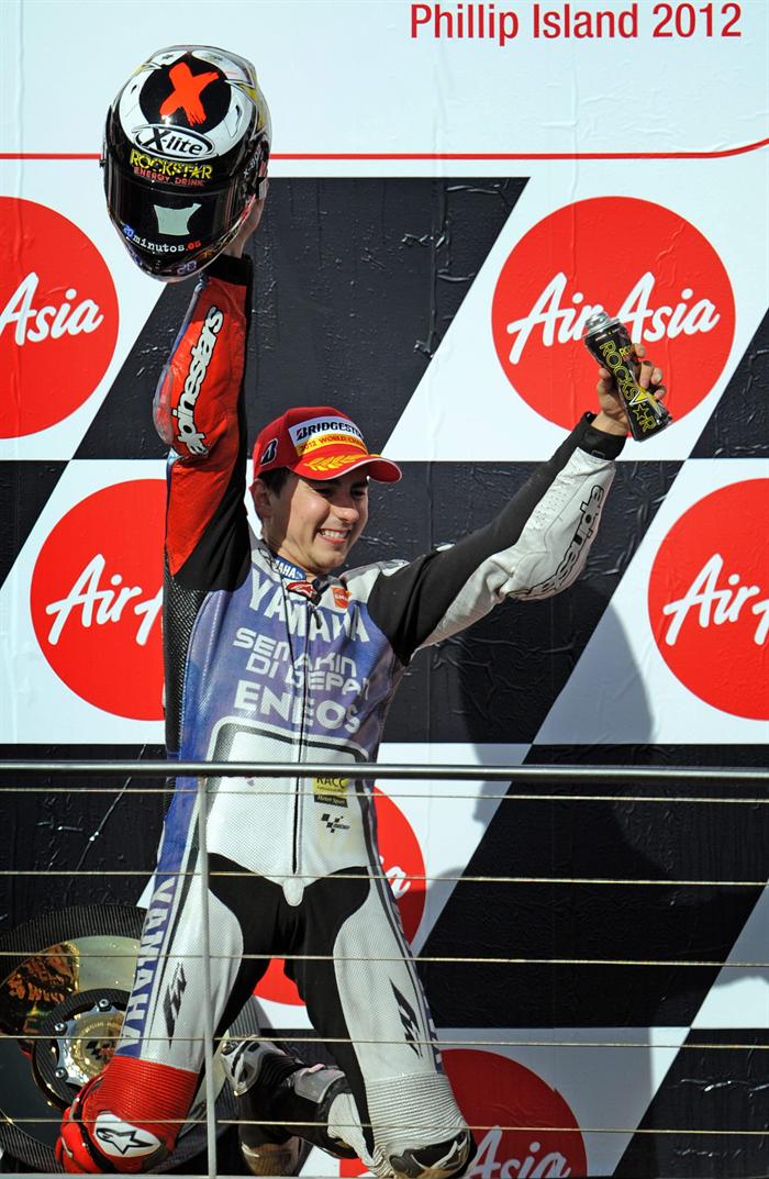 Lorenzo y Márquez campeones y a Alonso se le complica el mundial Lorenzo y Márquez campeones y a Alonso se le complica el mundial