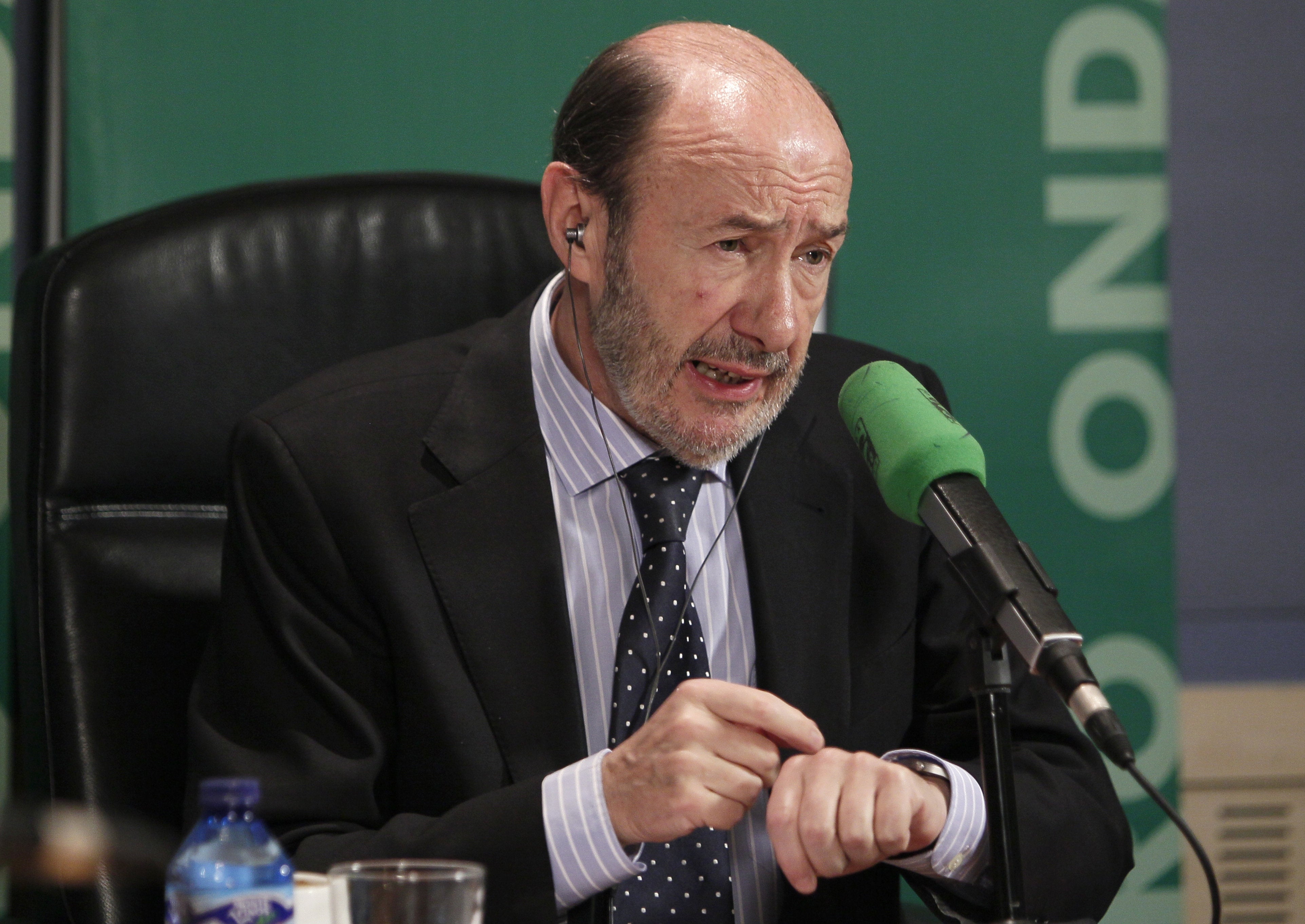 Alfredo Pérez Rubalcaba: “No está claro que yo me presente a las primarias, lo diré cuando toque, cuando se abra el proceso” Alfredo Pérez Rubalcaba: “No está claro que yo me presente a las primarias, lo diré cuando toque, cuando se abra el proceso”