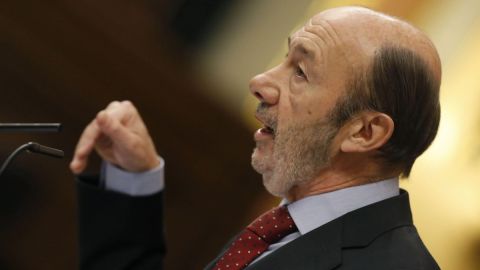 El l&iacute;der del PSOE, Alfredo P&eacute;rez Rubalcaba, durante su intervenci&oacute;n