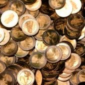 Monedas de dos euros en una imagen de archivo