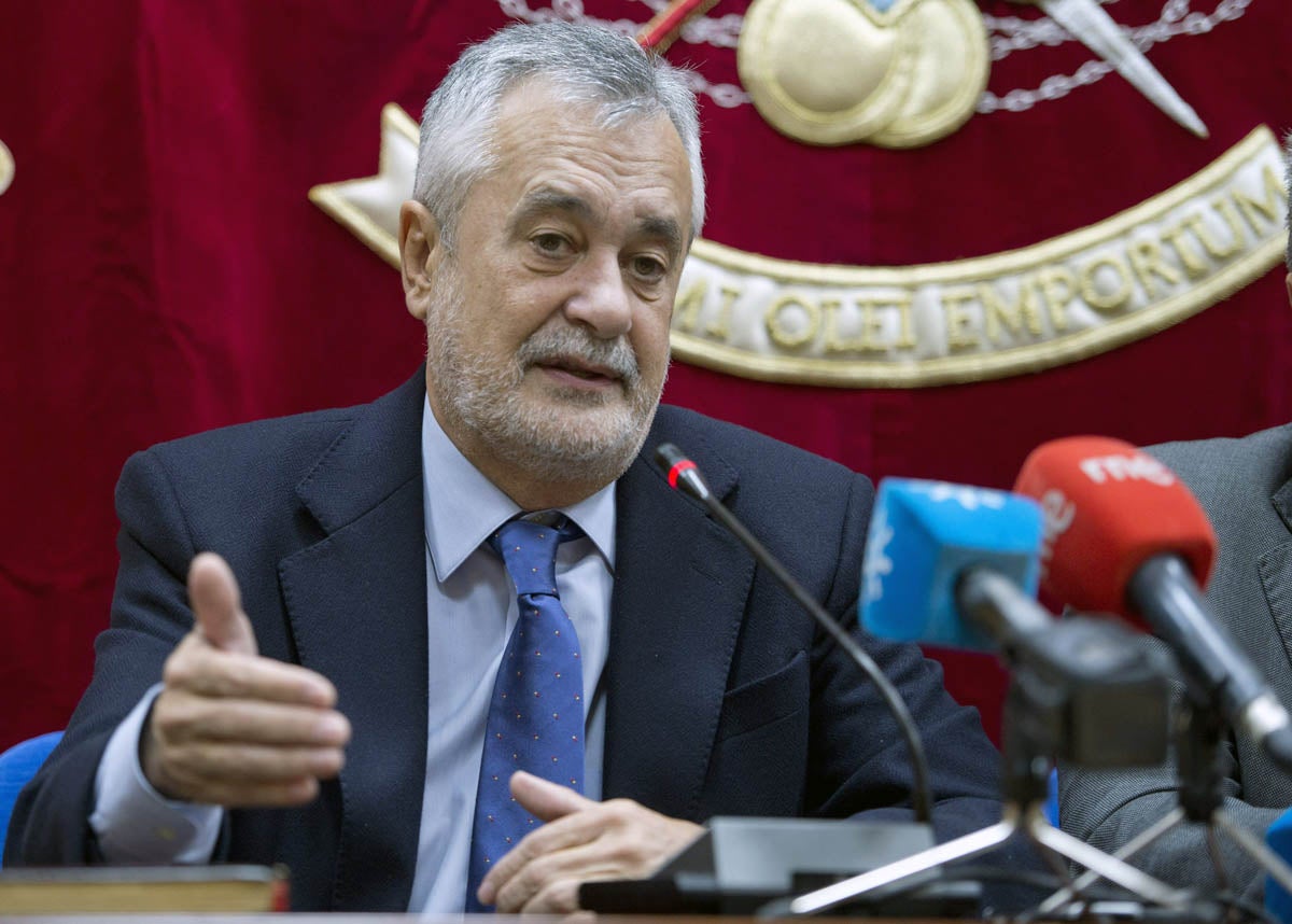 Tertulia: ¿Cómo afecta el escándalo de los ERE a Griñán y Rubalcaba? Tertulia: ¿Cómo afecta el escándalo de los ERE a Griñán y Rubalcaba?