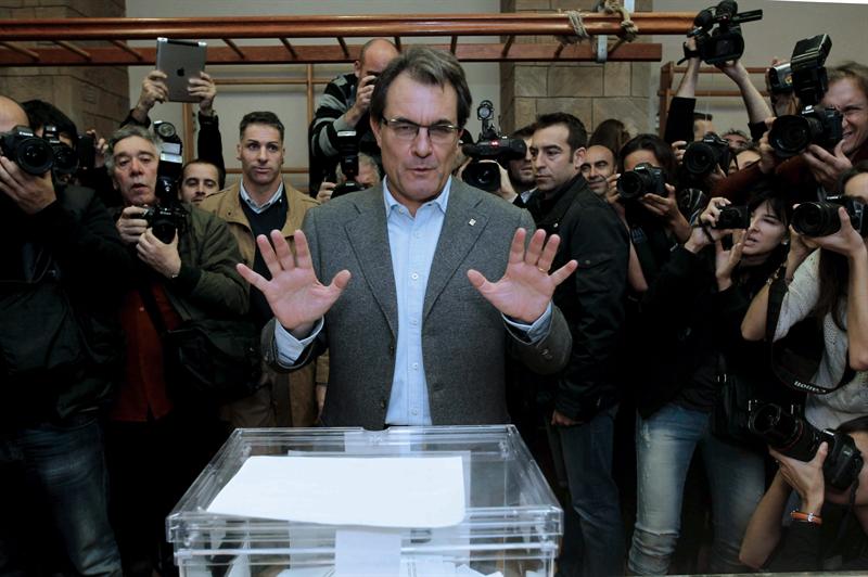 La mirada de Vallés: El varapalo de Mas La mirada de Vallés: El varapalo de Mas
