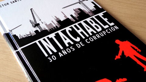 Intachable. Portada