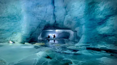 En el interior de la cueva En el interior de la cueva