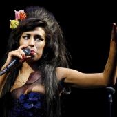 Amy Winehouse durante una actuación.