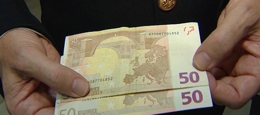 Billetes falsos Billetes falsos