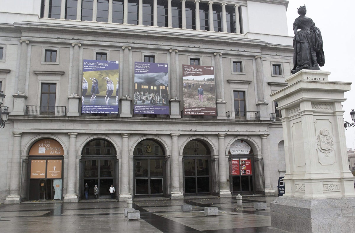 Nieva sobre Pekín: Las leyendas negras del Teatro Real Nieva sobre Pekín: Las leyendas negras del Teatro Real