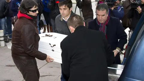 Entierro de la pequeña Miriam Entierro de la pequeña Miriam