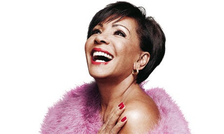 Discoforum: Herrera y Salas presentan el nuevo disco de Dame Shirley Bassey Discoforum: Herrera y Salas presentan el nuevo disco de Dame Shirley Bassey
